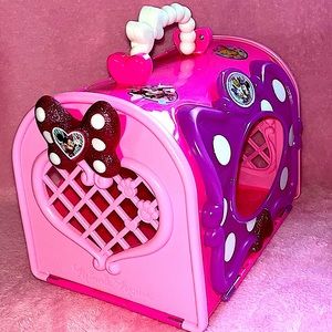 Disney Junior’s, Minnie Mouse Mailbox.